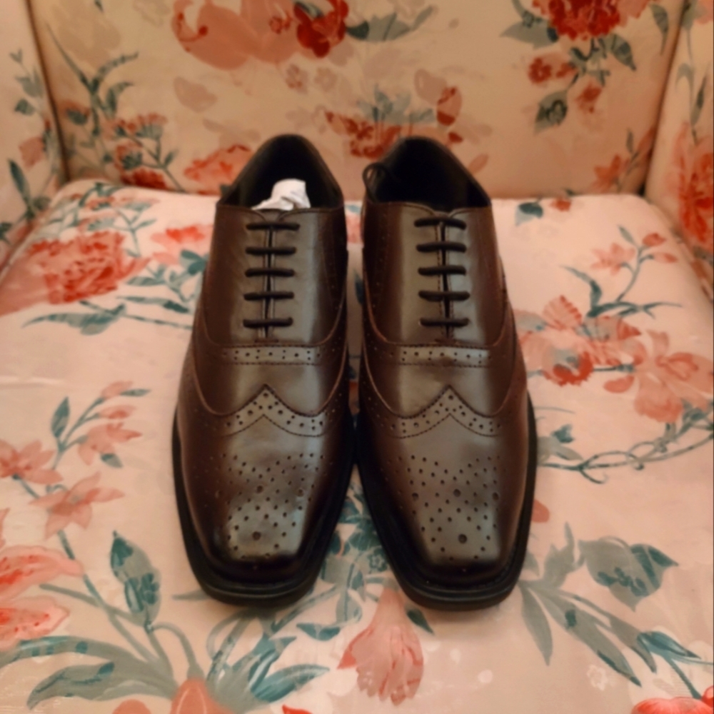 Redfoot Neville Wingtip Oxford Shoes (Brown) size 10